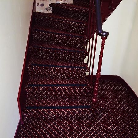 Hotel Rythme サン＝クルー エクステリア 写真