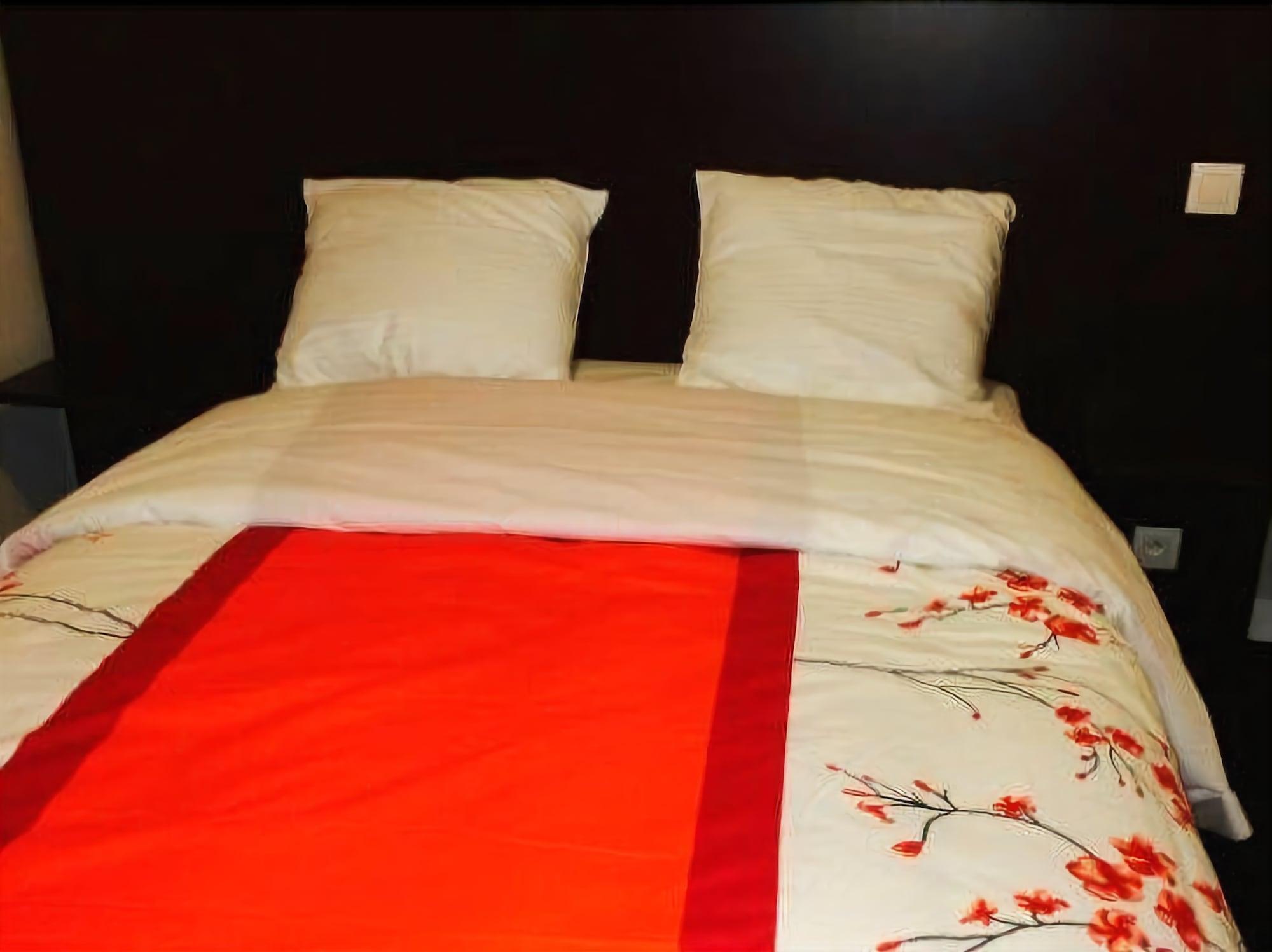 Hotel Rythme サン＝クルー エクステリア 写真